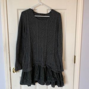 John Fashion sweater tunic with lace